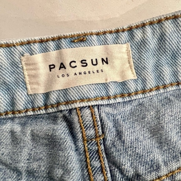 3/$25🎈Size 23 Multicolor Denim Mom Short - Picture 4 of 6